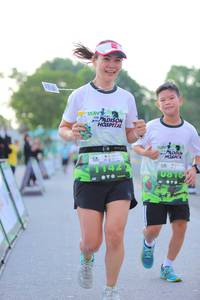 BIB: 1142, 816
                            <button type="button" onclick="openModal(3636083)" class="btn btn-primary btn-sm float-right btn-popup" data-toggle="modal" data-target=".modal-high-quality">
                        <i class="fas fa-shopping-cart"></i> Add to Cart
                    </button>
                                            <button type="button" onclick="isThisMe(3636083, true)" class="btn btn-success btn-sm float-right btn-popup btn-isme hidden" data-toggle="tooltip" data-placement="bottom" title="นี่คือรูปของคุณใช่ไหม คลิกที่นี่เพื่อเอาเข้าอัลบั้ม">
                        <i class="fas fa-plus"></i> Add to album
                    </button>
                    <button type="button" onclick="isThisMe(3636083, false)" class="btn btn-warning btn-sm float-right btn-popup btn-isnotme hidden">
                        <i class="fas fa-ban"></i> Remove from album
                    </button>